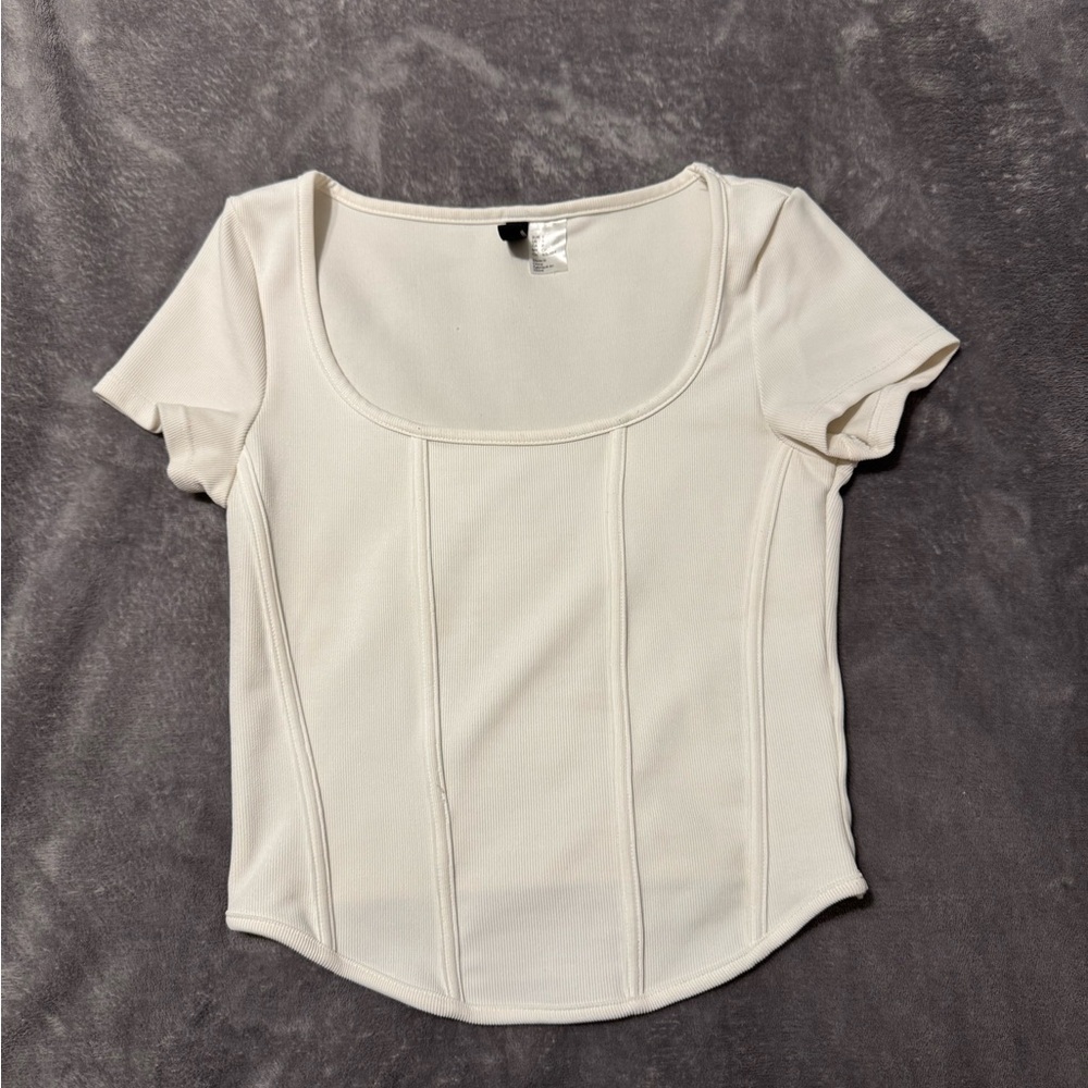 Divided Cream Short Sleeve Top